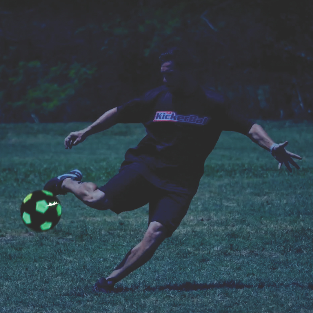 KickerBall - Balón con efecto que marca una trayectoria curva