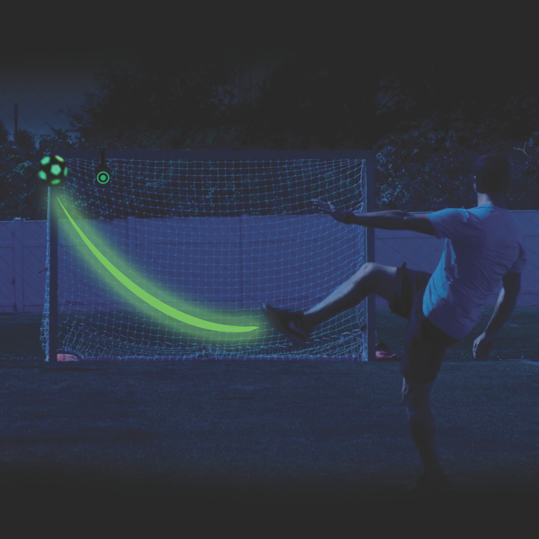 KickerBall - Balón con efecto que marca una trayectoria curva